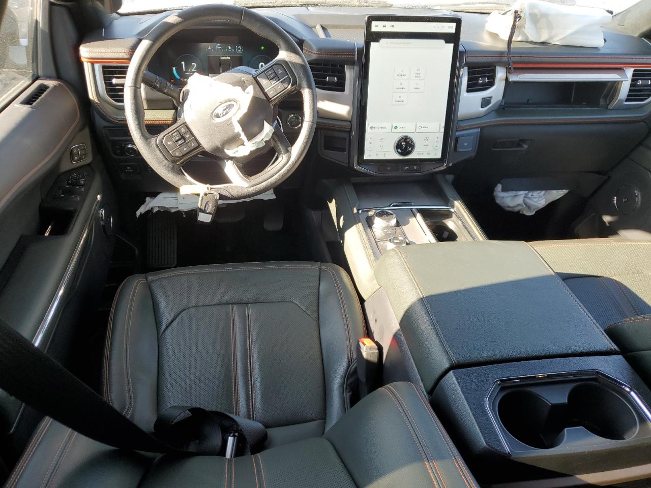 2022 Ford Expedition - Image 8