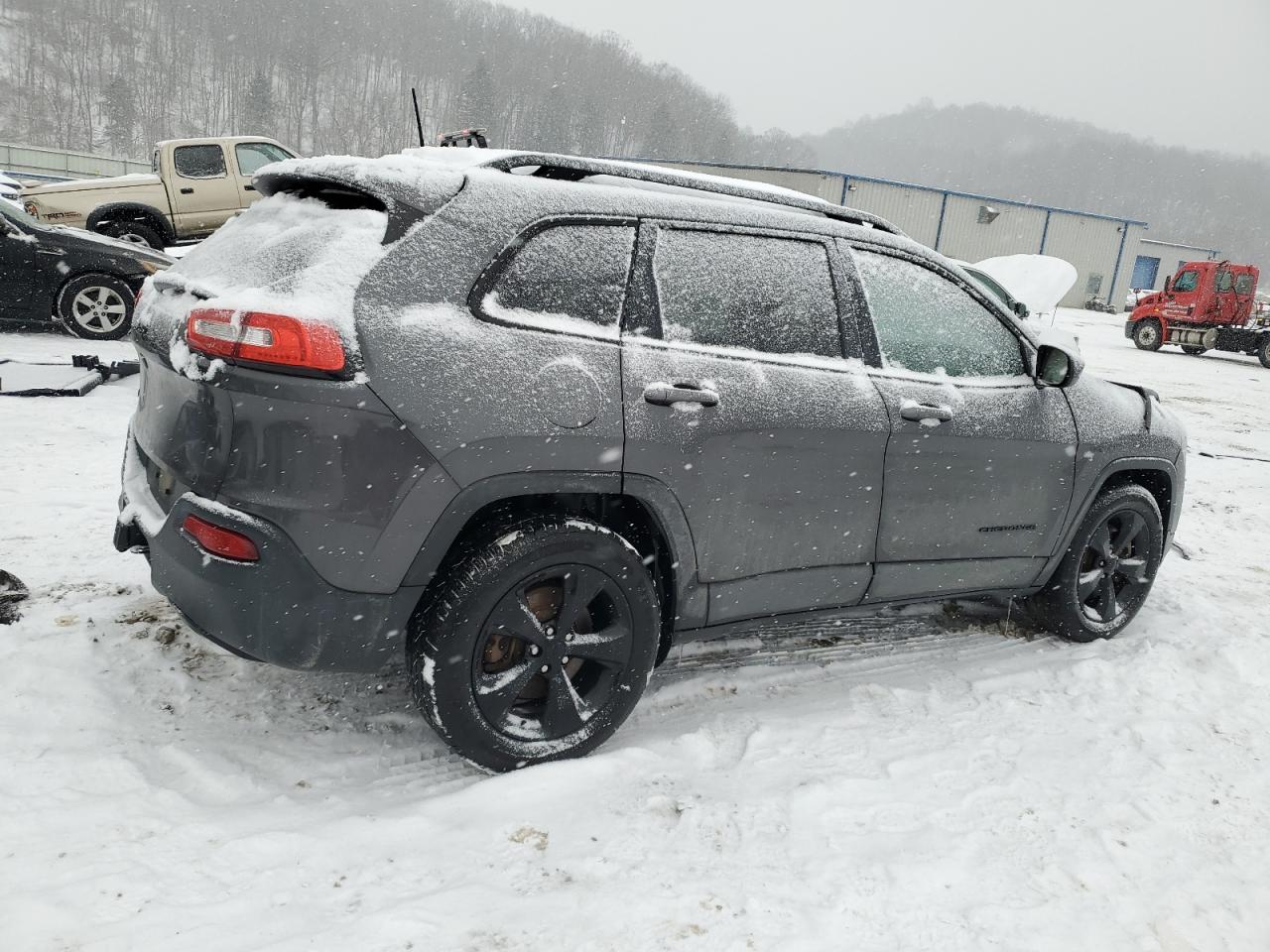 2016 Jeep Grand Cherokee - Image 3