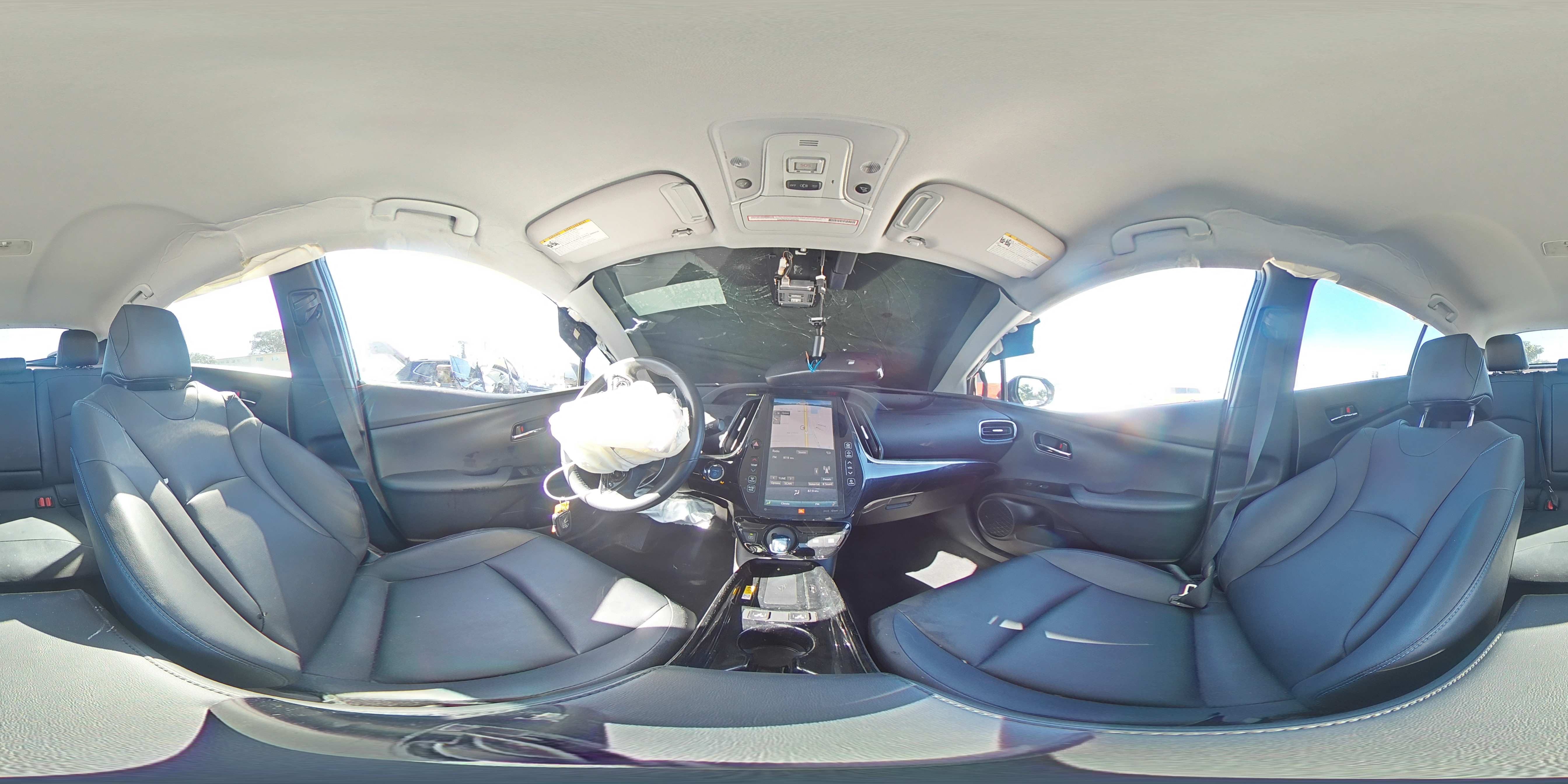 2019 Toyota Prius - Image 15