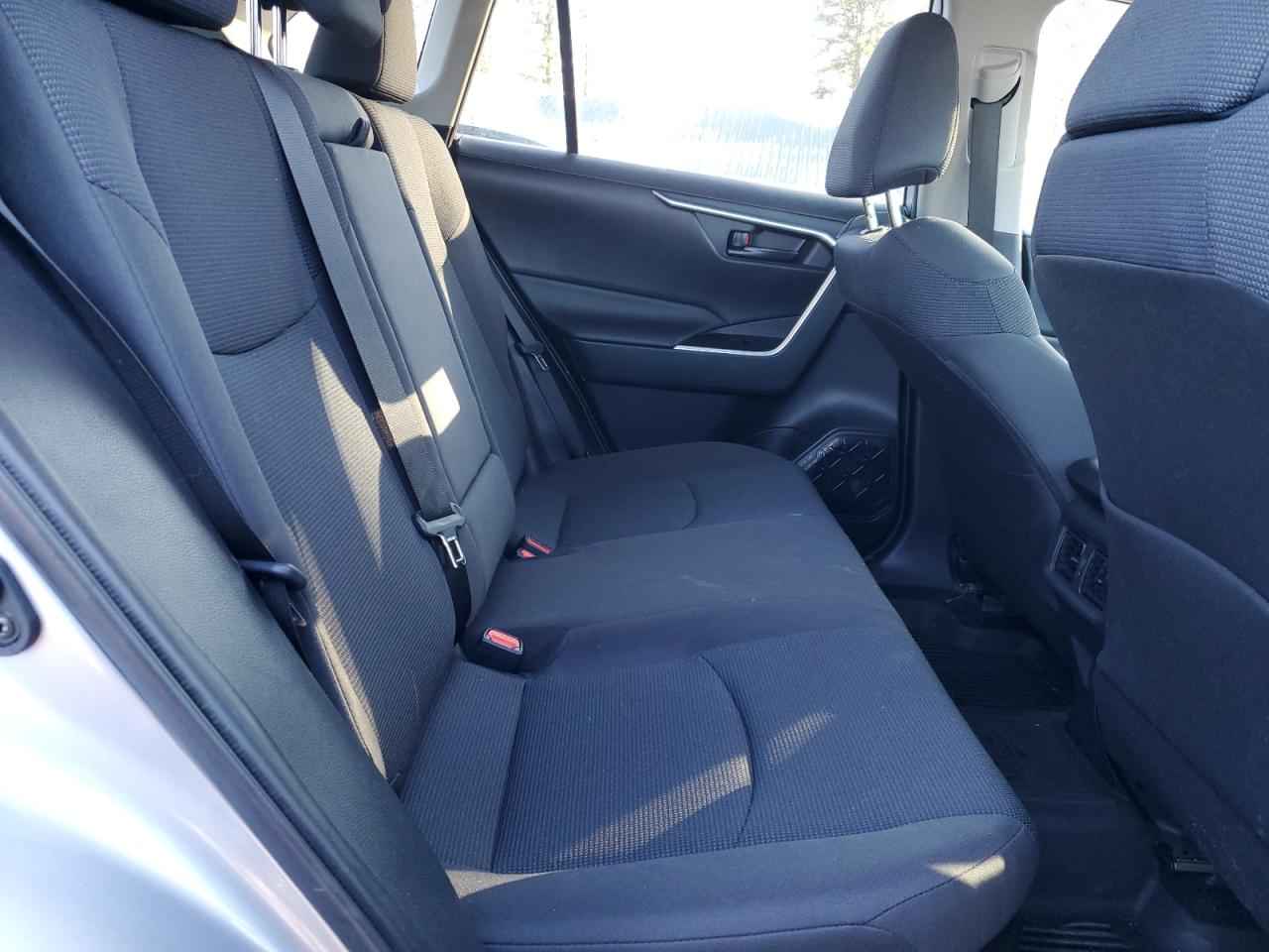 2021 Toyota RAV 4 - Image 11