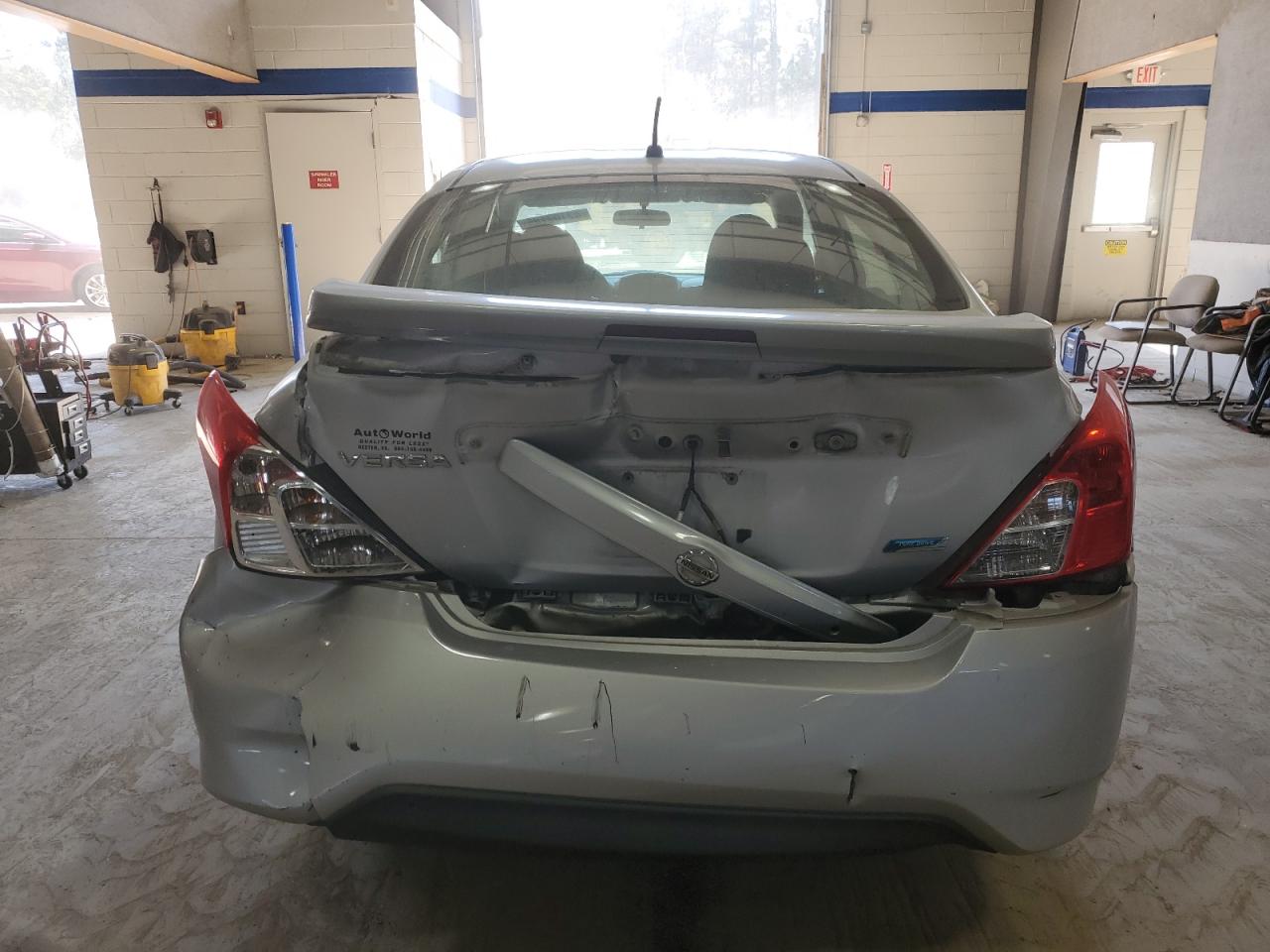 2015 Nissan Versa - Image 6