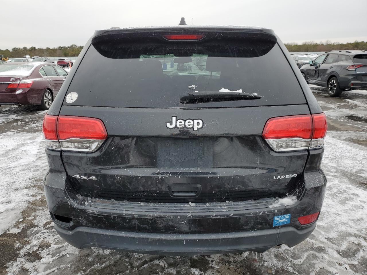 2016 Jeep Grand Cherokee - Image 6