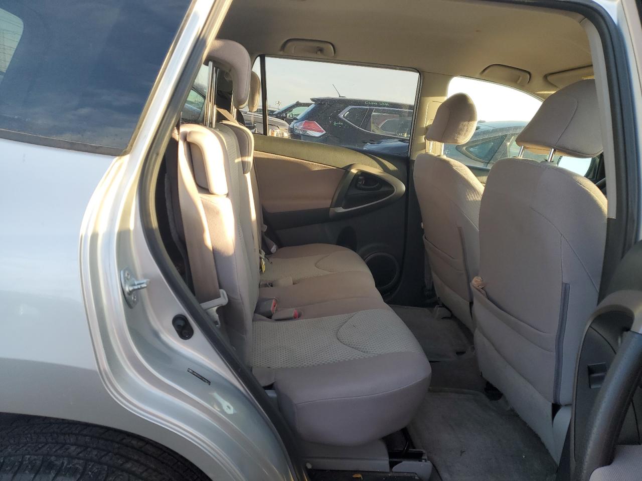 2007 Toyota RAV 4 - Image 10