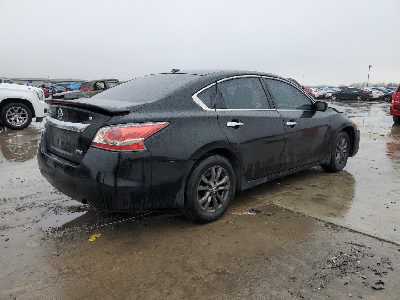 2015 Nissan Altima - Image 3