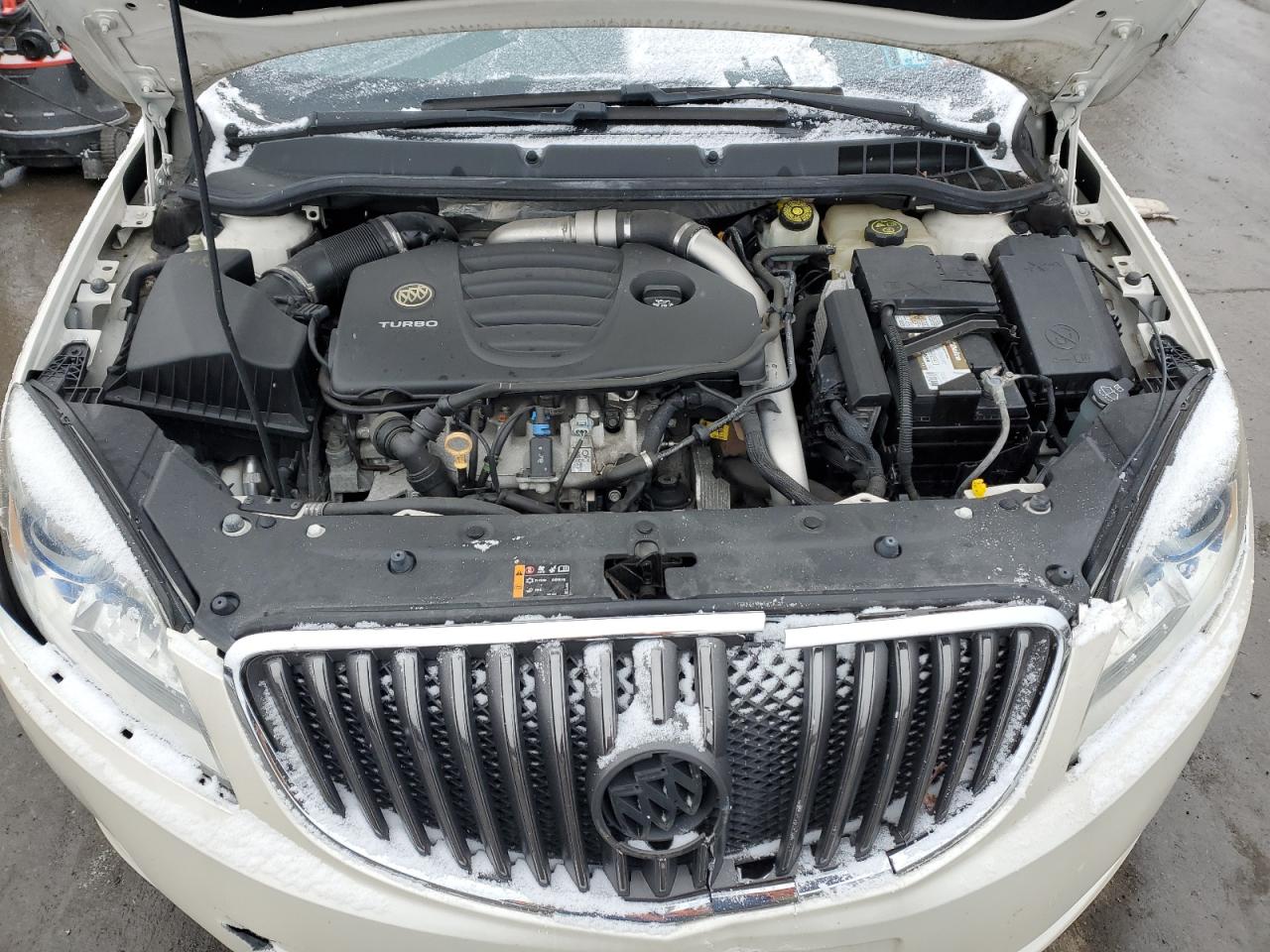 2014 Buick Verano - Image 11