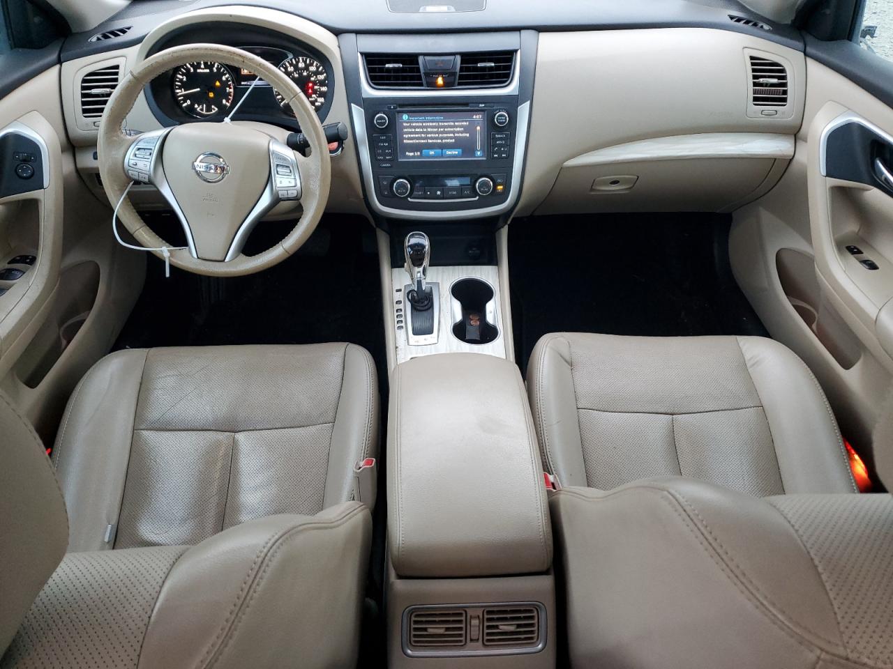 2016 Nissan Altima - Image 8