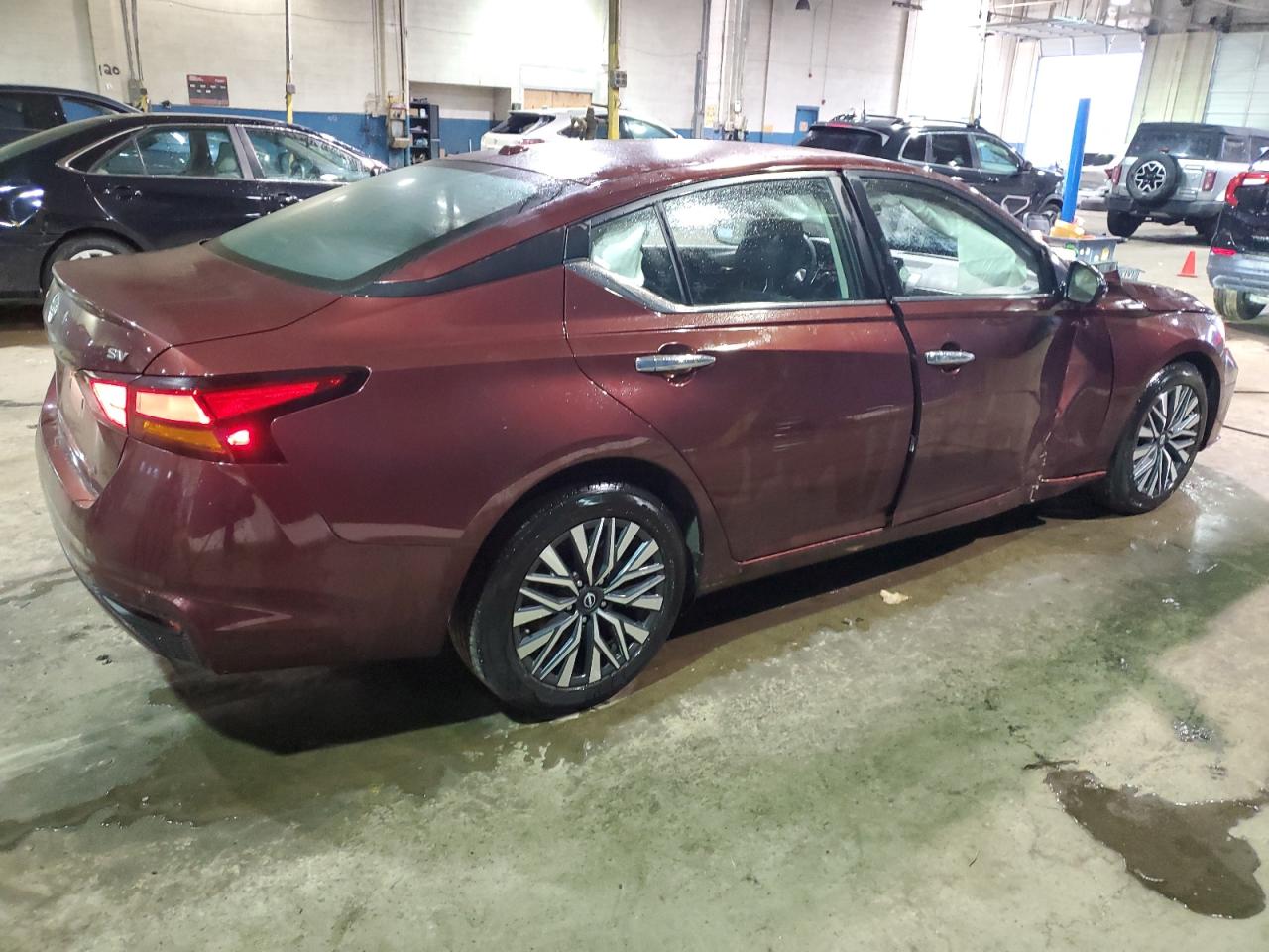 2024 Nissan Altima - Image 3