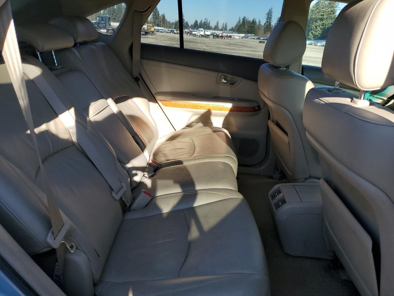2004 Lexus RX - Image 11