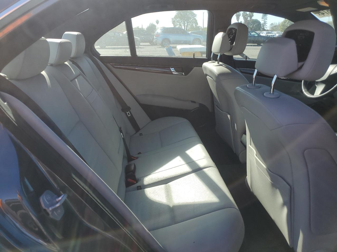 2010 Mercedes-Benz C 300 4Matic VIN: WDDGF8BB0AF479678 Lot: 86676674