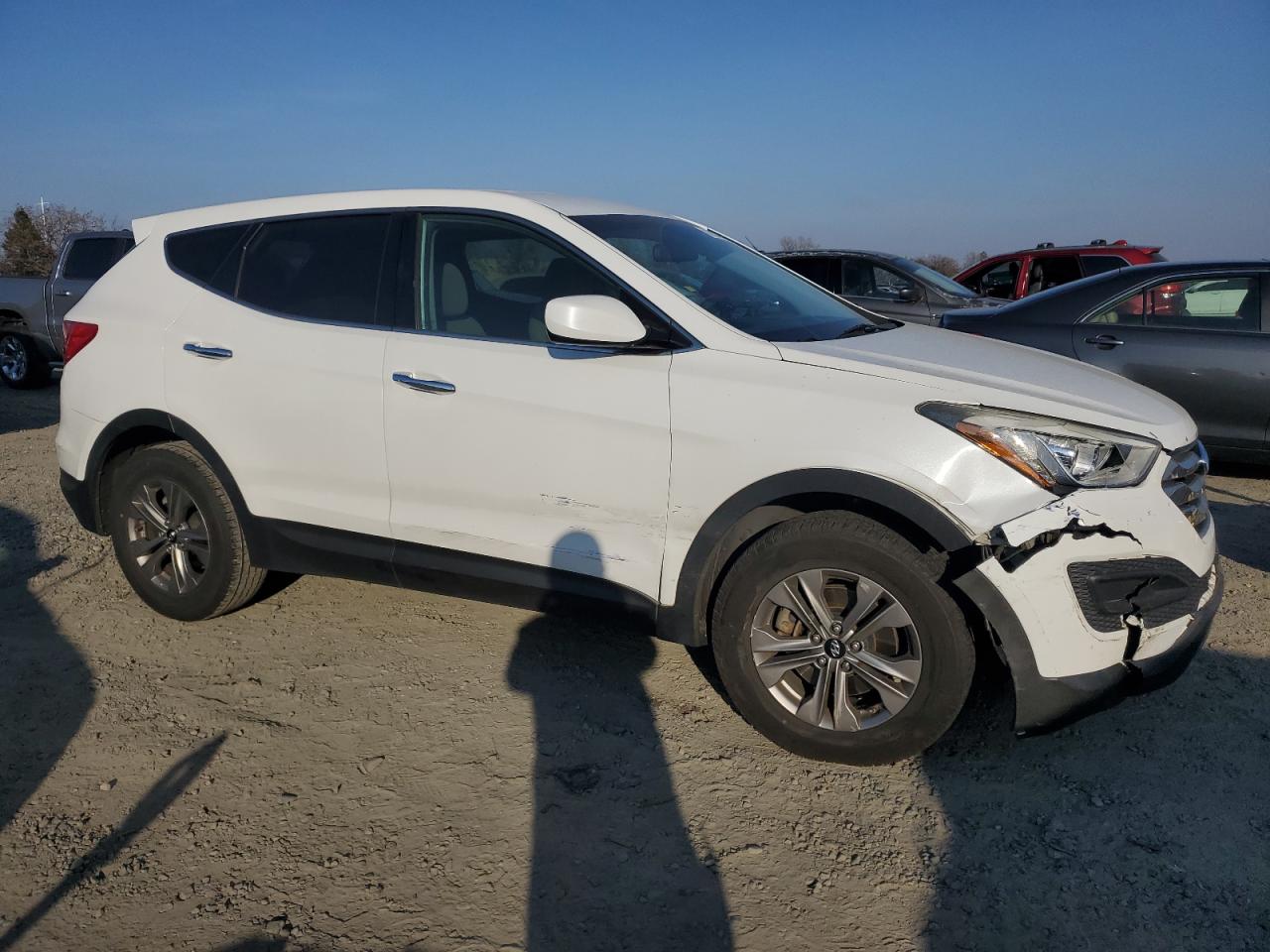 2016 Hyundai Santa Fe - Image 4