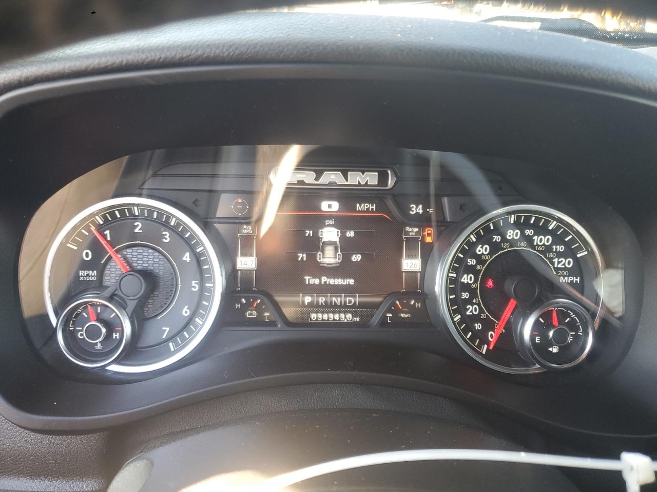2022 RAM 2500 - Image 9