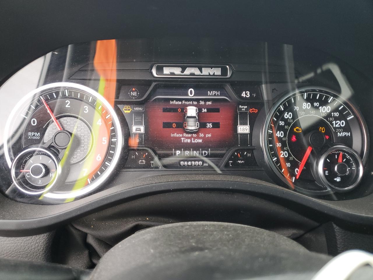 2022 RAM 1500 - Image 9
