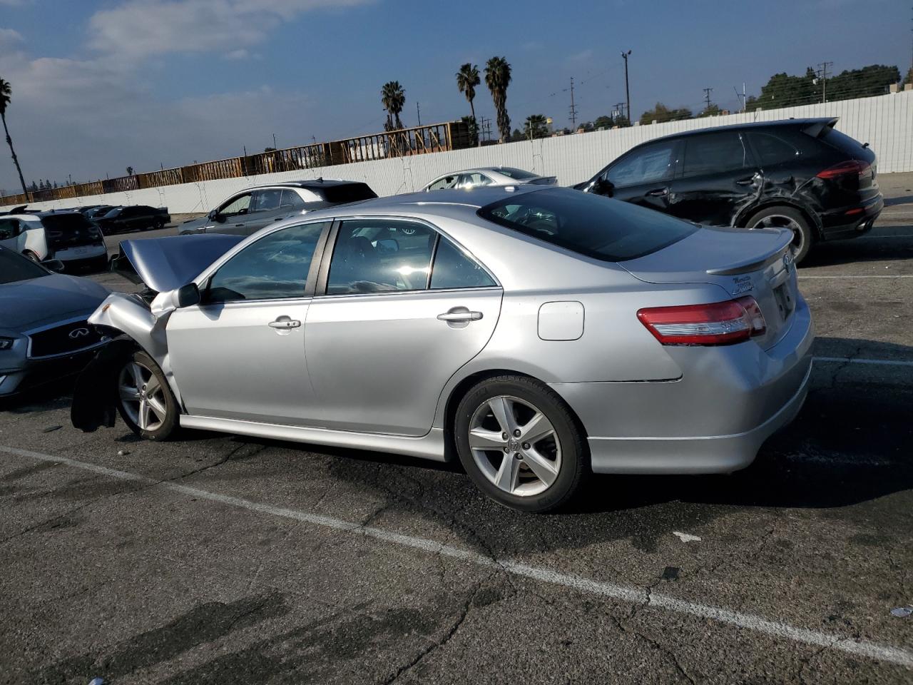 2011 Toyota Camry - Image 2