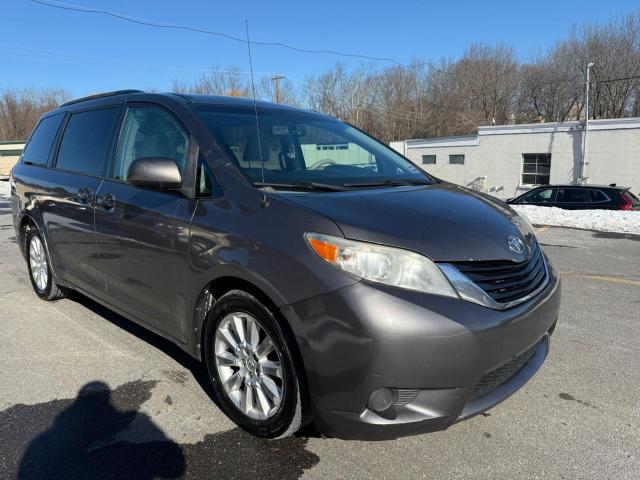 2014 Toyota Sienna Le