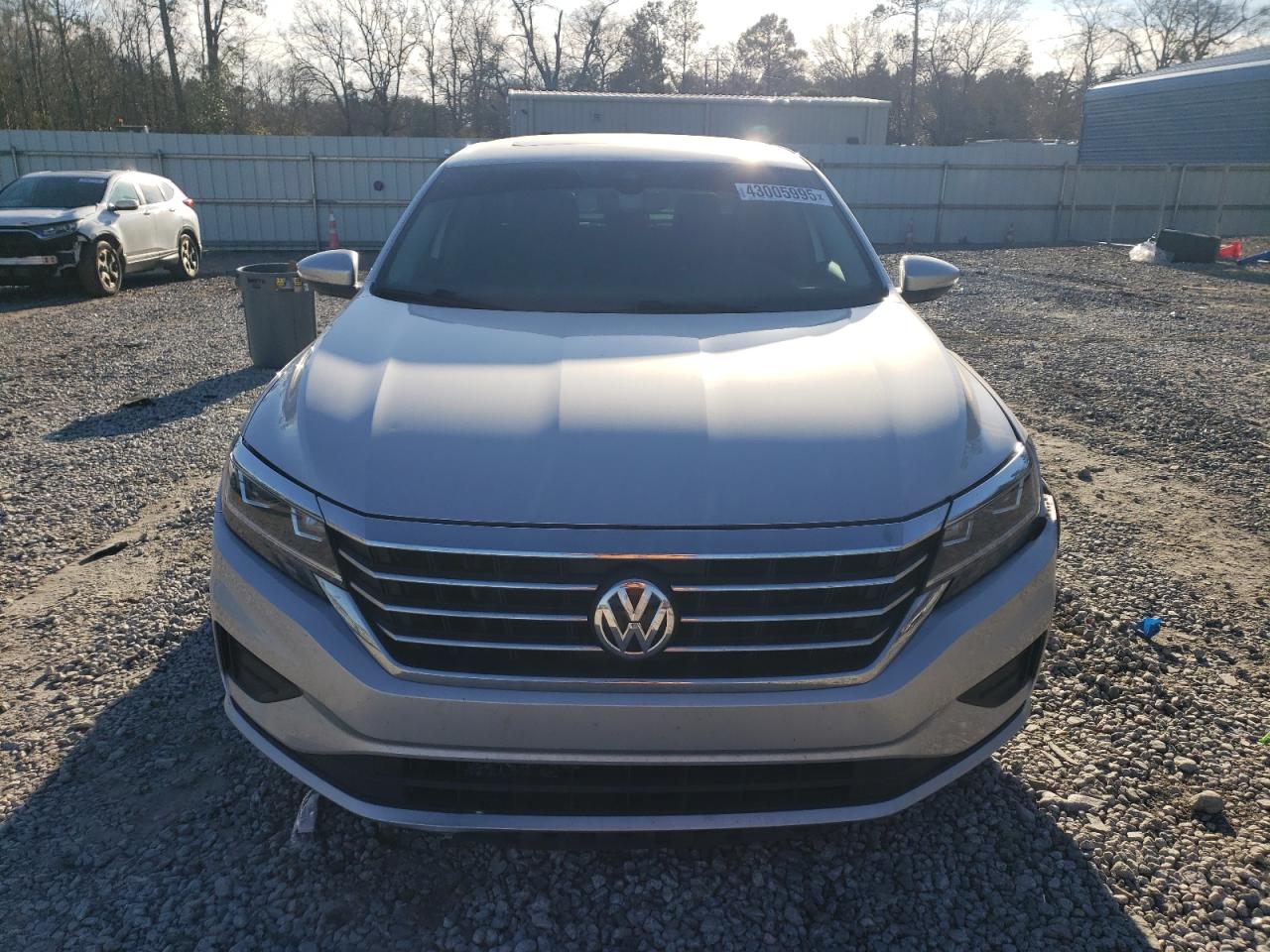 2021 Volkswagen Passat - Image 5