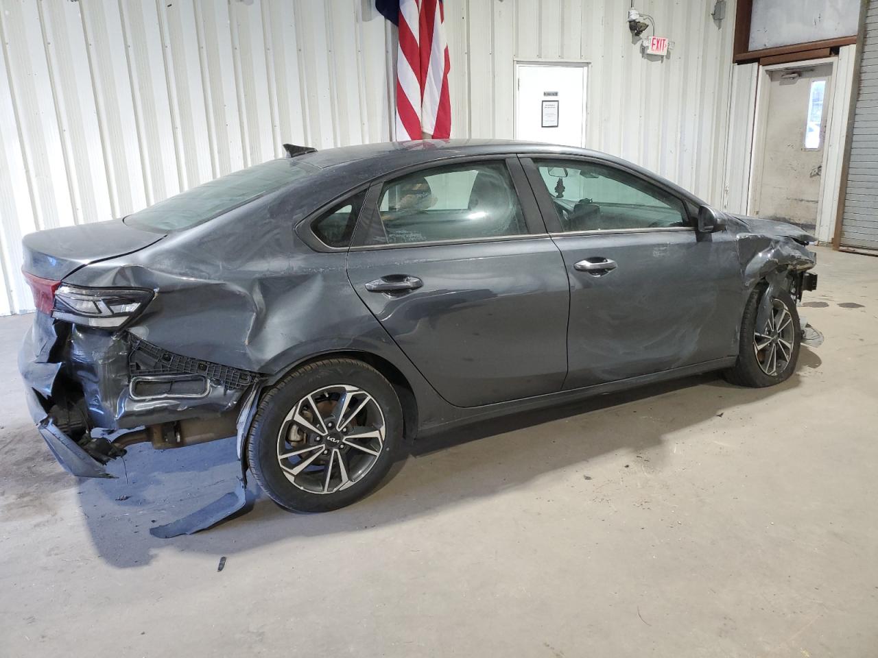 2023 Kia Forte - Image 3