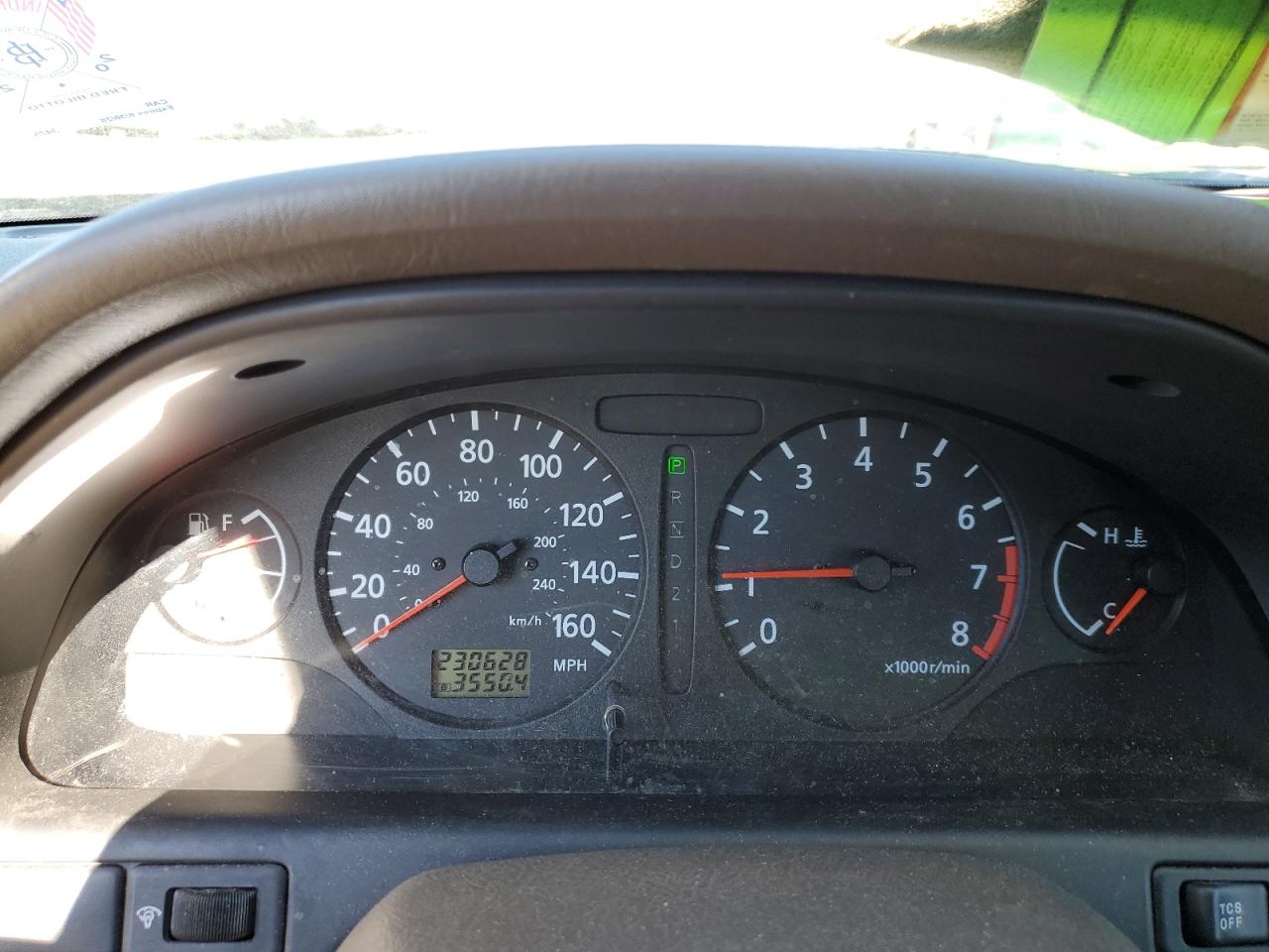2000 Nissan Maxima - Image 9