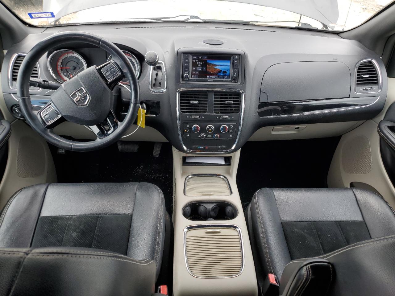 2018 Dodge Caravan - Image 8