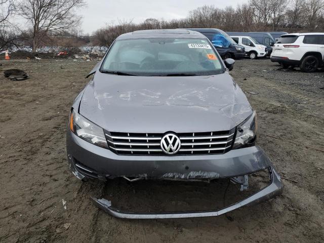  VOLKSWAGEN PASSAT 2015 Szary