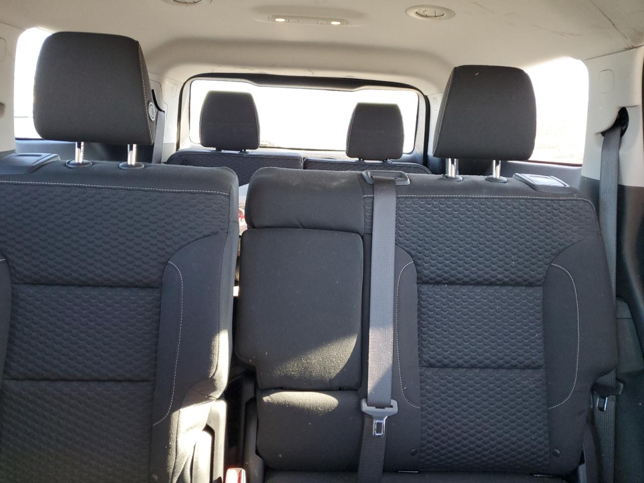 2017 GMC Acadia - Image 10