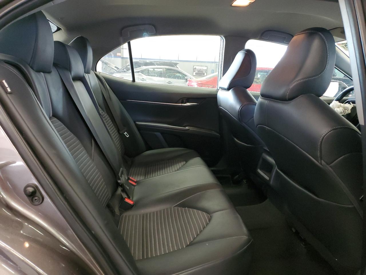 2021 Toyota Camry - Image 11