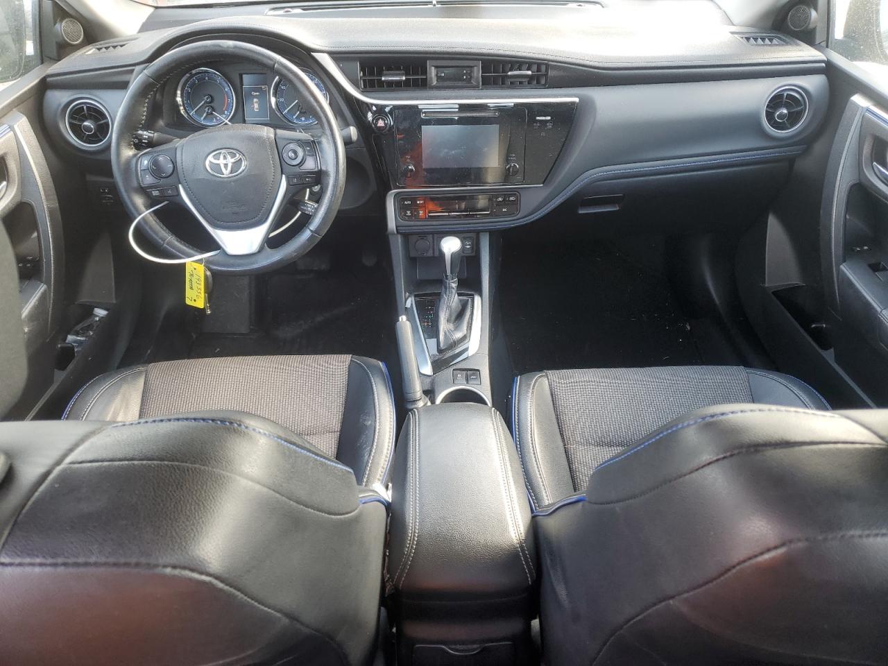 2017 Toyota Corolla - Image 8