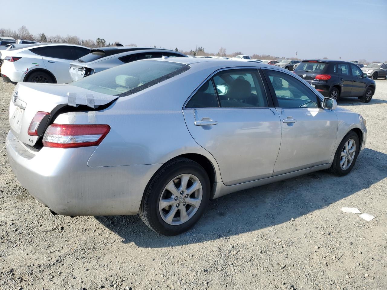 2011 Toyota Camry - Image 3