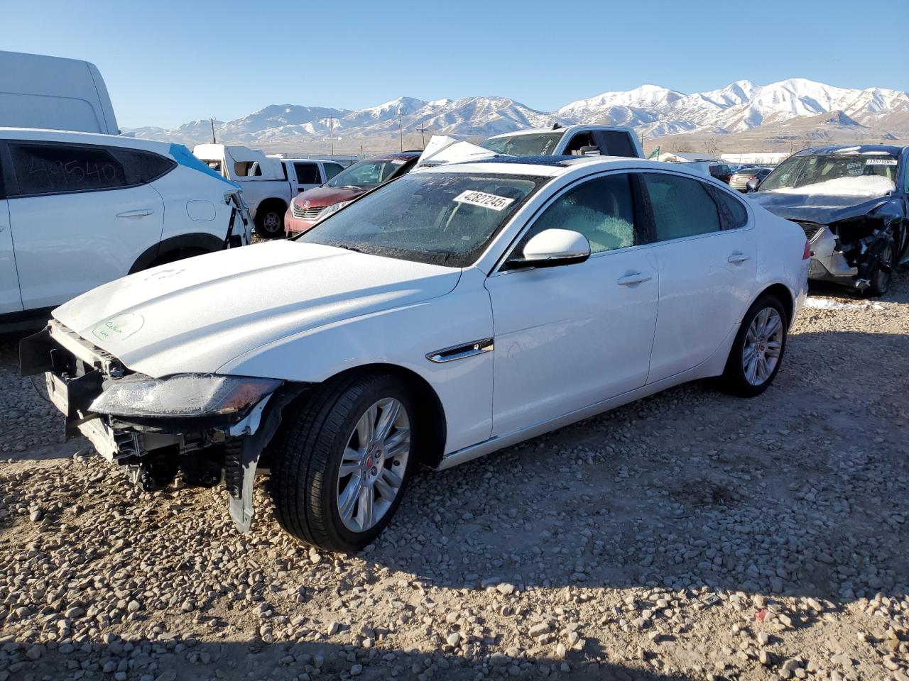 2017 Jaguar XF - Image 1