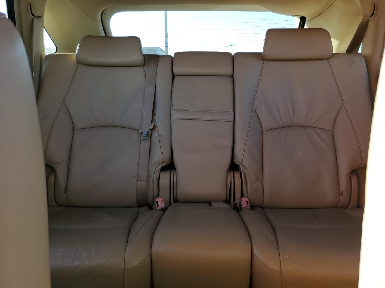 2004 Lexus RX - Image 10