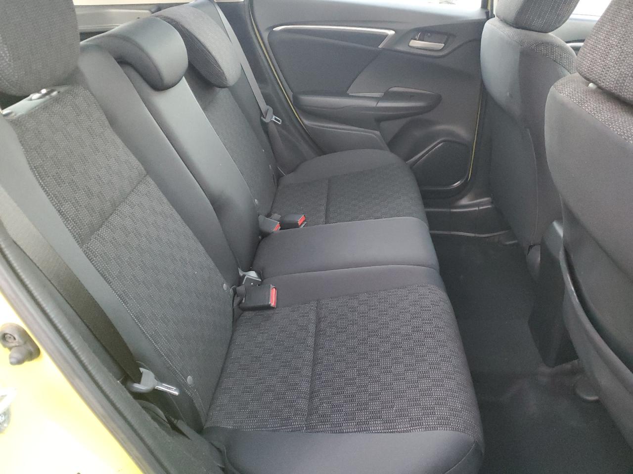 2016 Honda Fit - Image 10