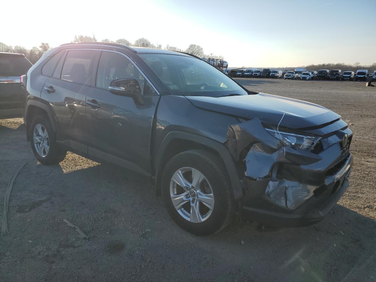 2019 Toyota RAV 4 - Image 4