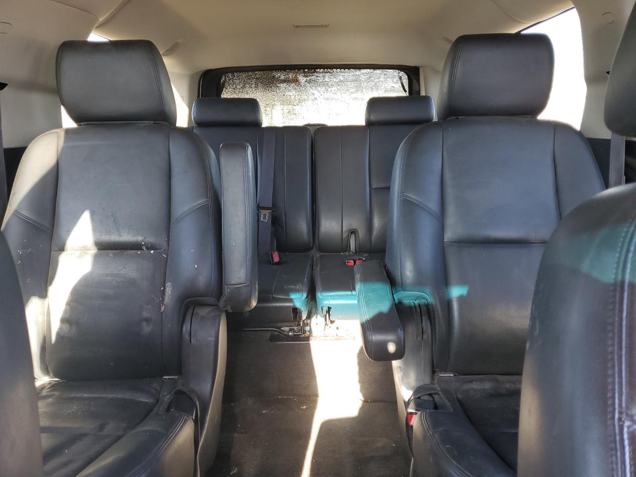 2014 GMC Yukon - Image 10