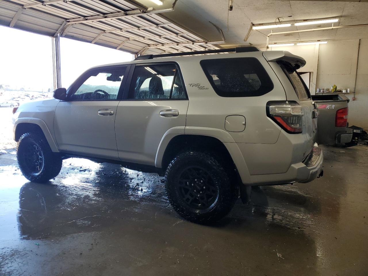 2022 Toyota 4Runner - Image 2