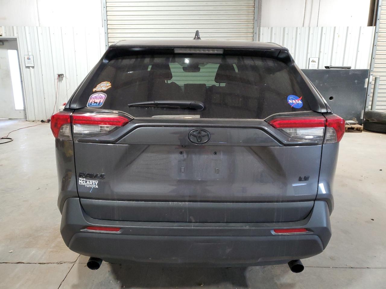 2024 Toyota RAV 4 - Image 6