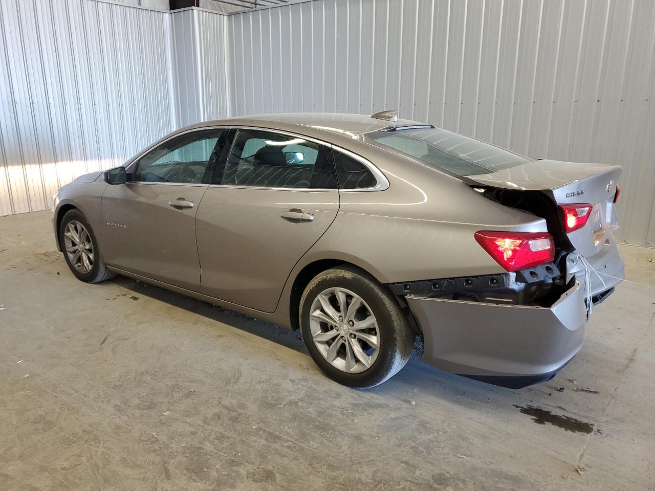 2023 Chevrolet Malibu - Image 2