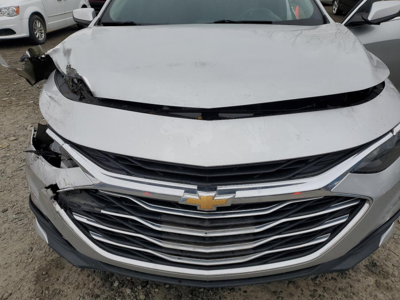 2019 Chevrolet Malibu - Image 11