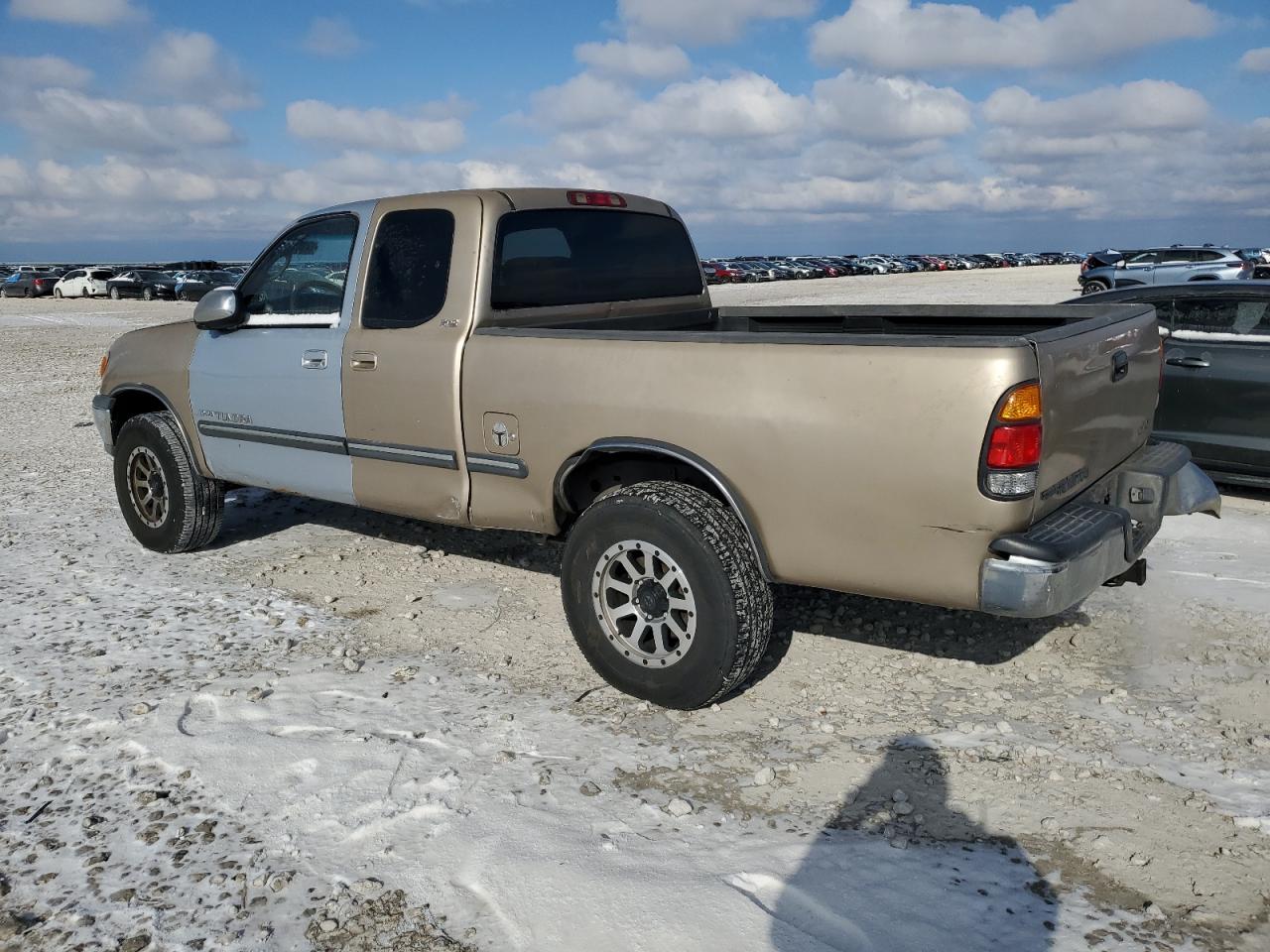 2001 Toyota Tundra - Image 2