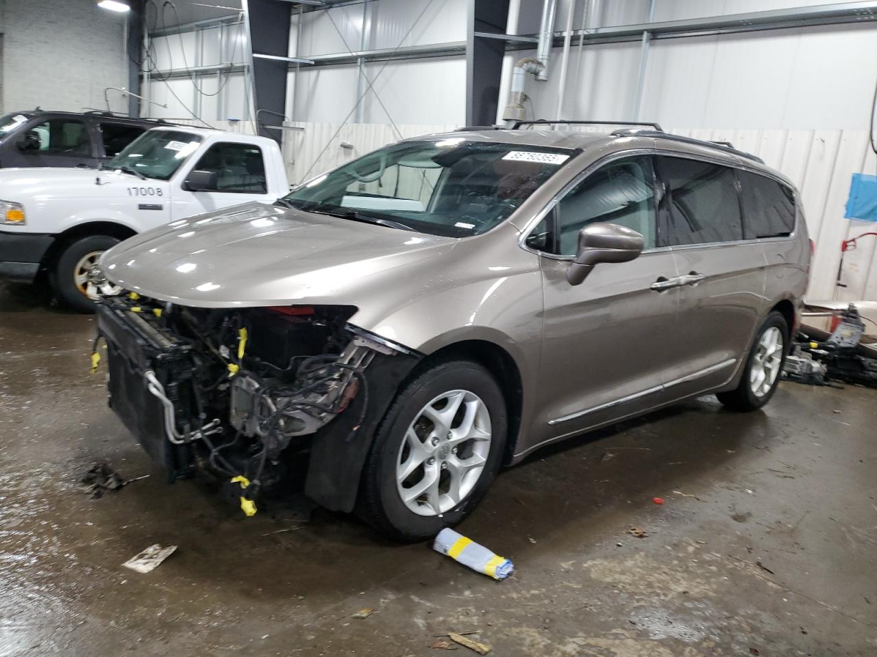2017 Chrysler Pacifica - Image 1