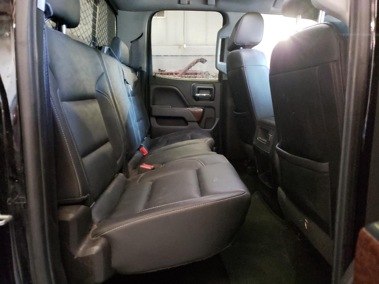 2017 GMC Sierra - Image 10