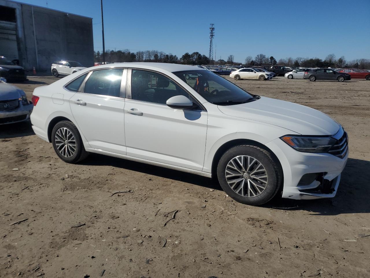 2021 Volkswagen Jetta - Image 4