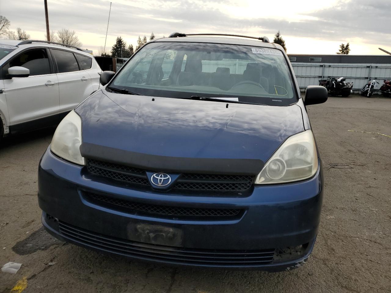 2005 Toyota Sienna - Image 5