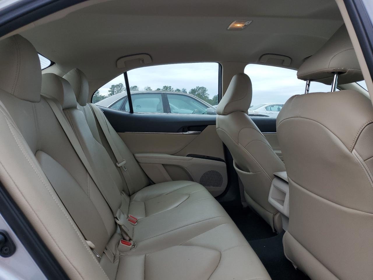 4T1B11HK2JU512849 TOYOTA CAMRY 2018
