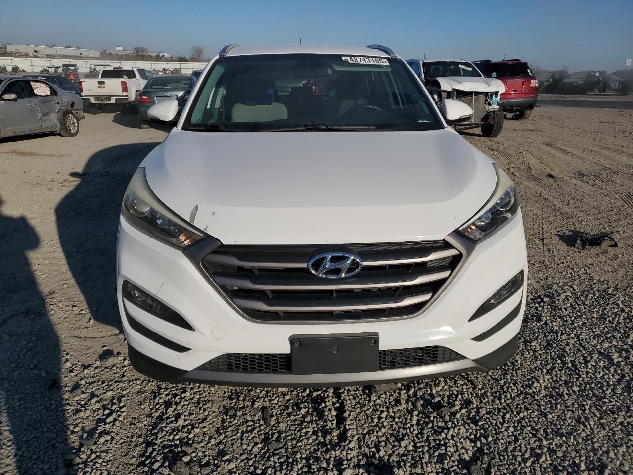 2016 Hyundai Tucson - Image 5