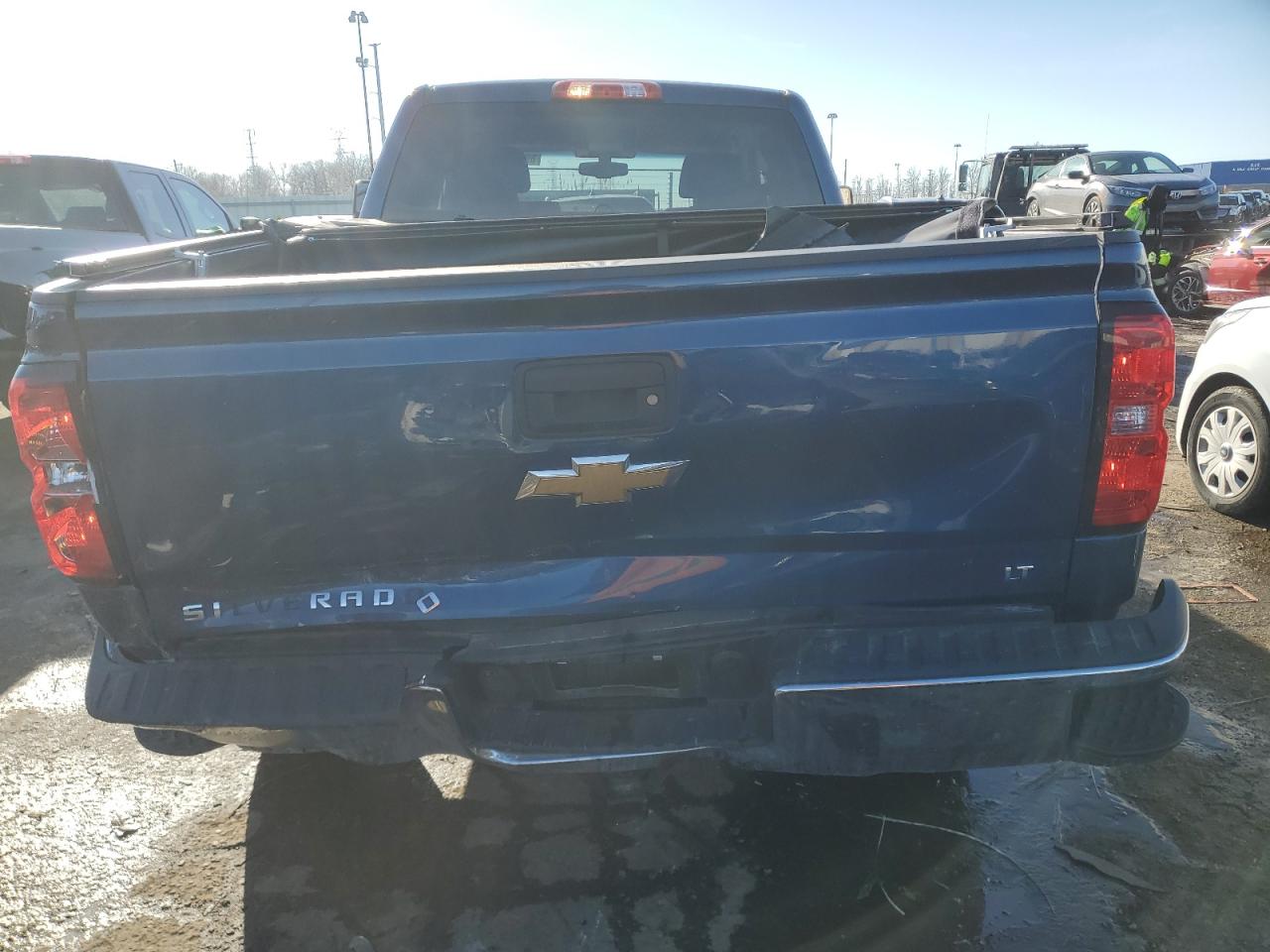2017 Chevrolet Silverado - Image 6