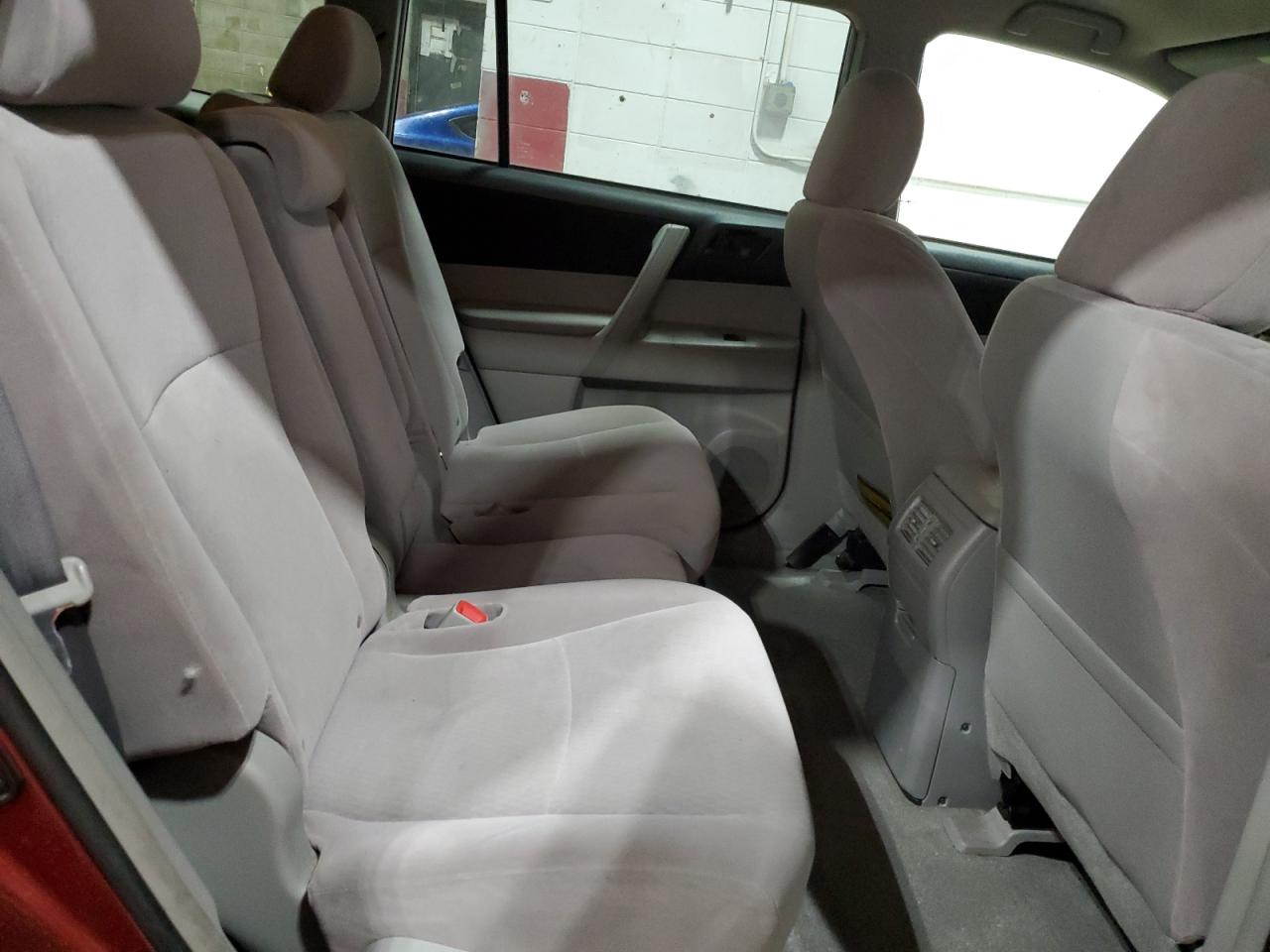 2009 Toyota Highlander - Image 12