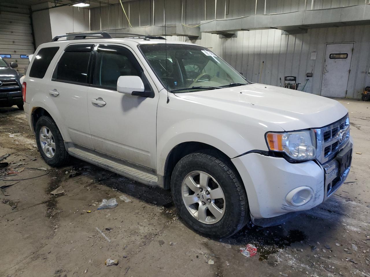 2010 Ford Escape - Image 4