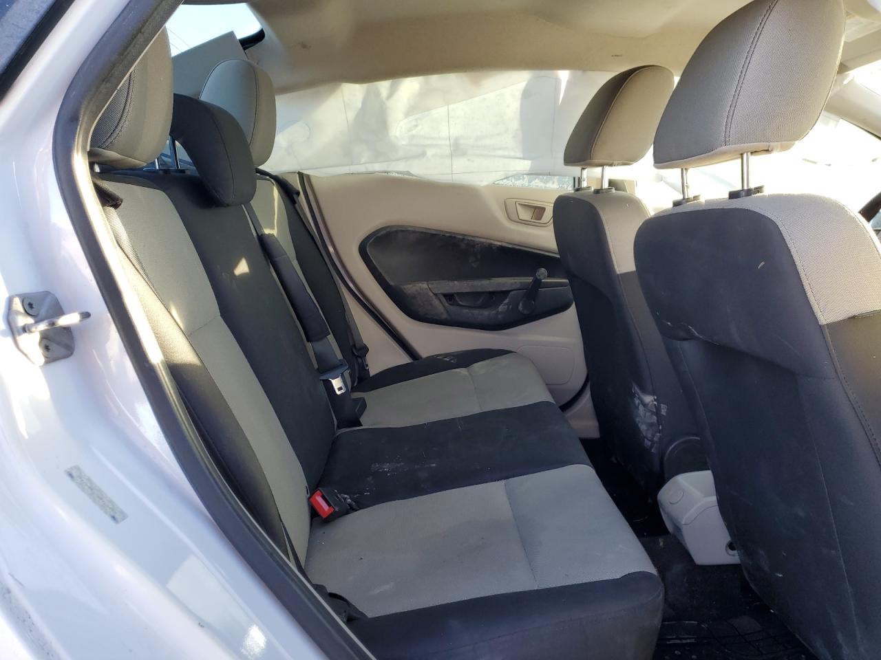 2011 Ford Fiesta - Image 10