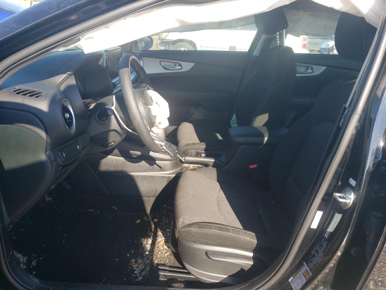 2024 Kia Forte - Image 7