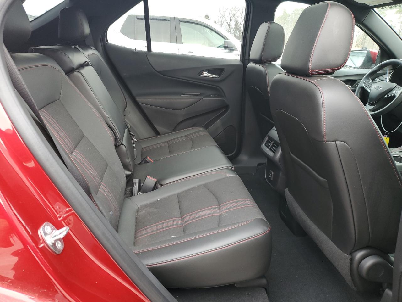 2022 Chevrolet Equinox - Image 11