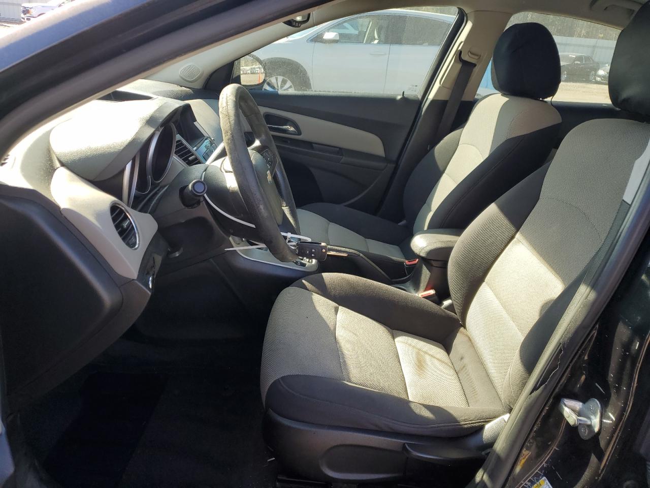 2013 Chevrolet Cruze - Image 7